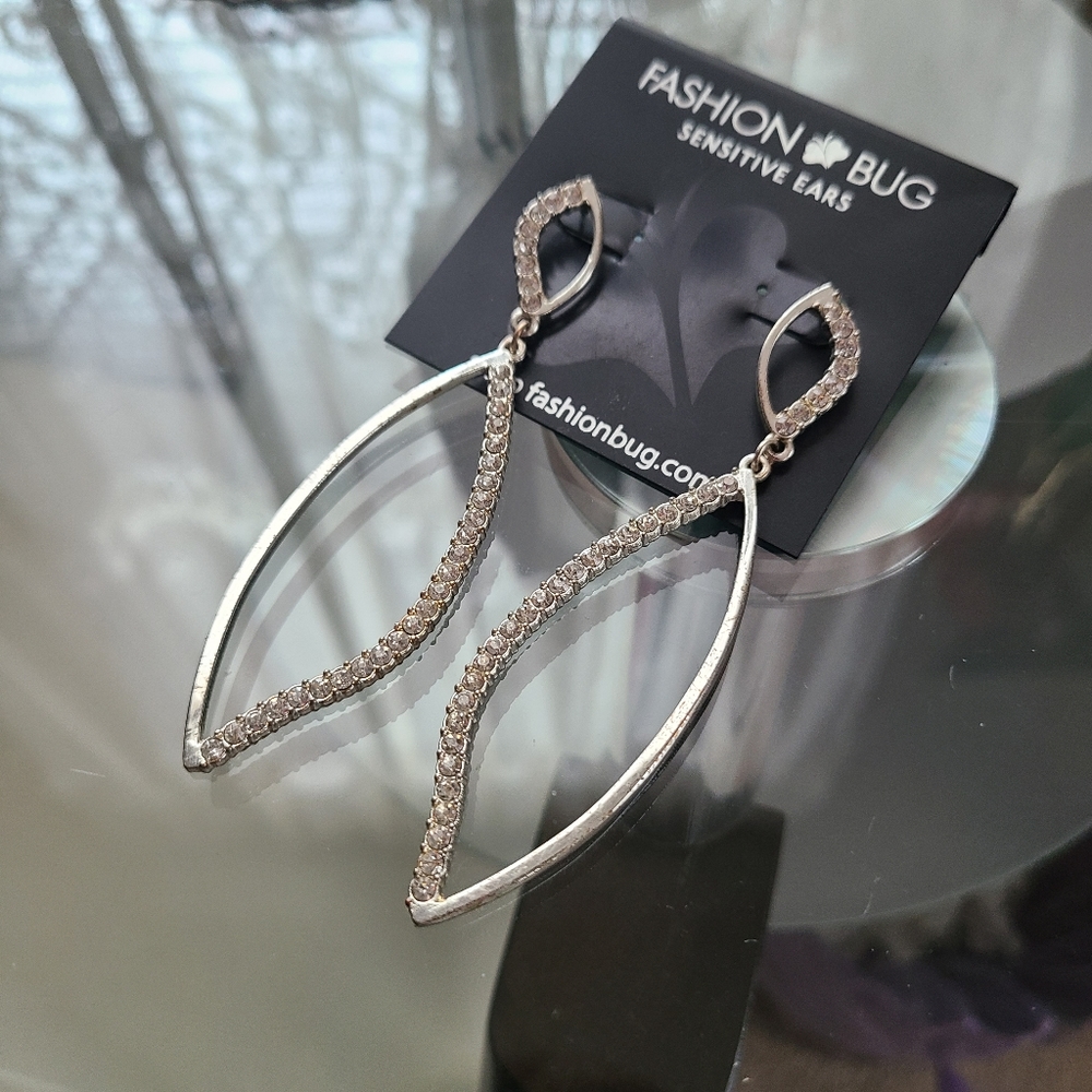 Double hoop silver earrings unused